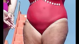 Bionda con grandi pa ...