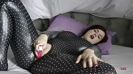 Una bionda sofistica ...