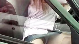 Due amiche succhiare ...